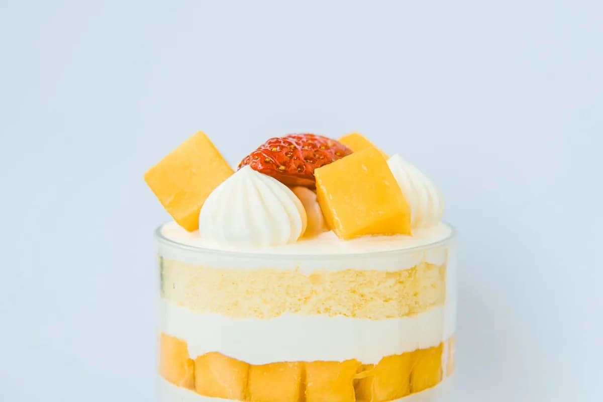 Taça de iogurte grego com frutas